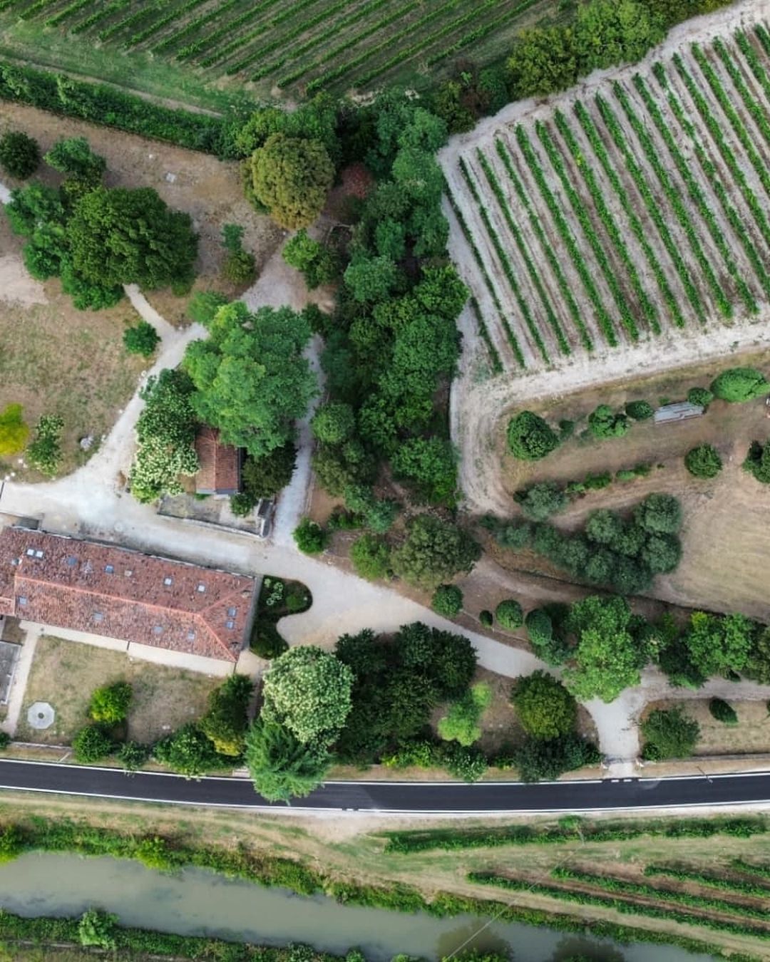 Villa Rodella vista dall'alto, tra i Colli Euganei a Cinto Euganeo